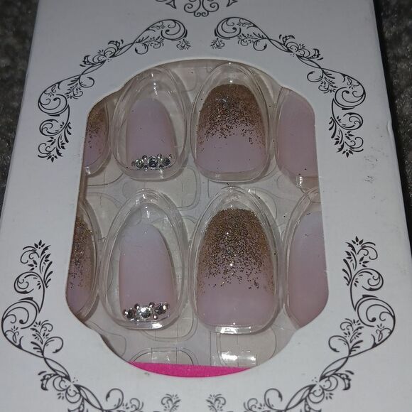 Press on  Nails Baby pink and gold shimmer  NEW - Picture 2 of 4